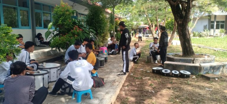 Ekstra Drumband Bahana Matahari SMA Muhammadiyah 1 Sumenep Kembali Gelar Latihan