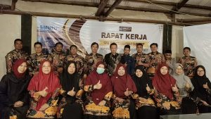Raker SMUTU